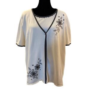 Alfred Dunner White Embroidered and Beaded Faux Twinset Top Sz 2X‎